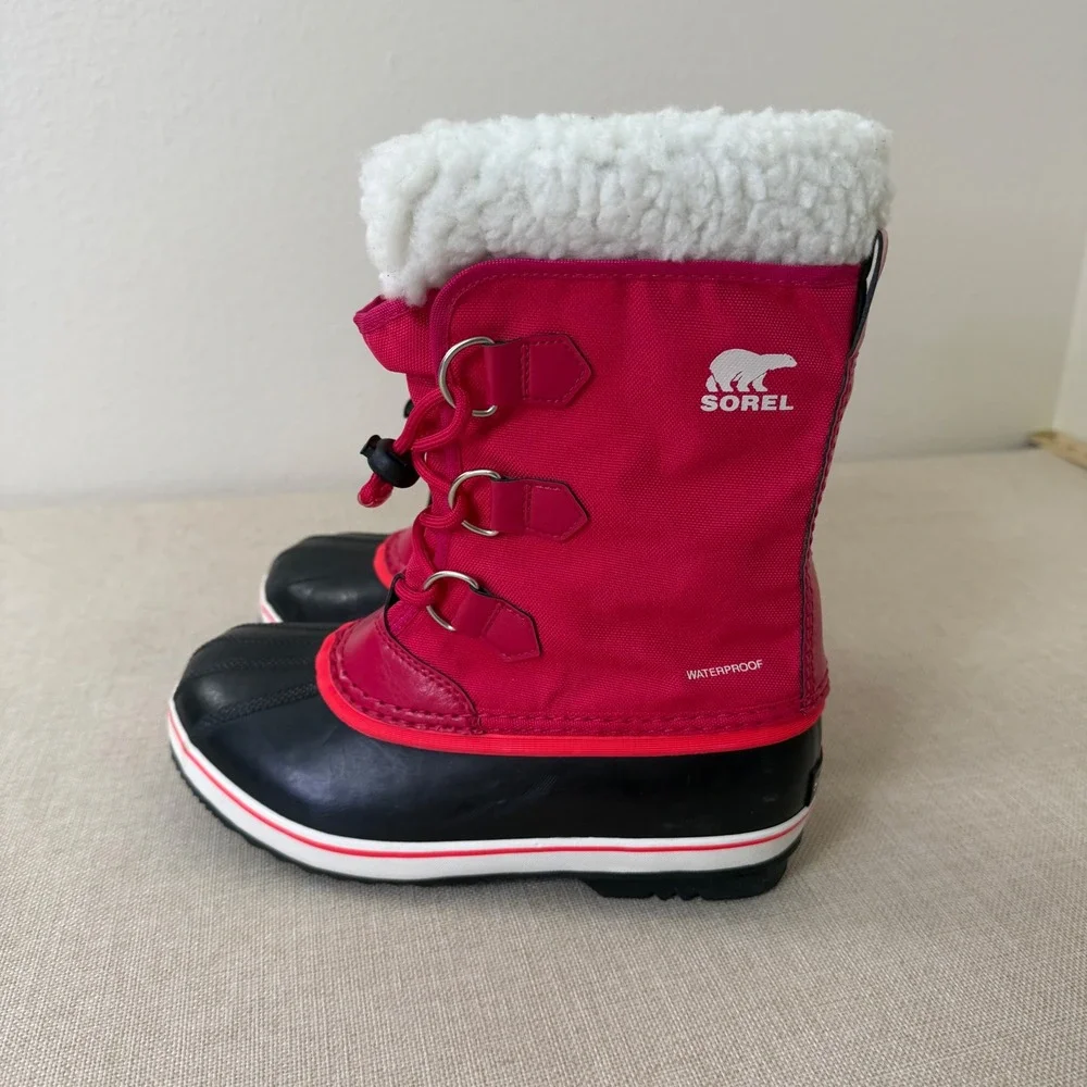 Sorel Winter Carnival Waterproof Boots Pink Black Faux Fur Kids Size 3